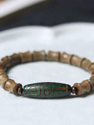 HimaFlow Tibetan Nine-Eye Dzi Bead Green Sandalwood Peace Bracelet
